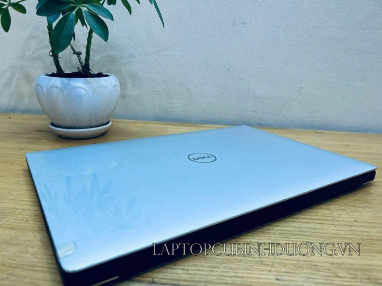 Laptop Cũ Bình Dương - Dell XPS 7590 Laptopcubinhduong 1
