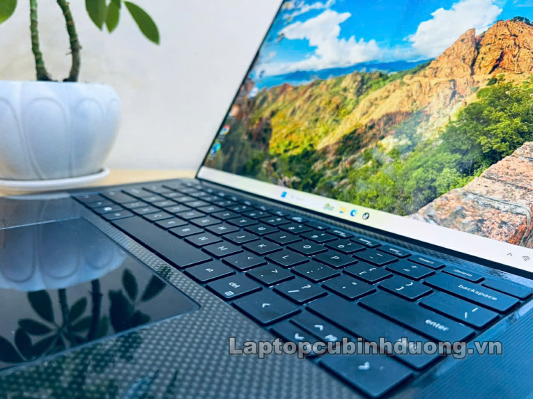 Laptop Cũ Bình Dương - Dell XPS 15 9500 laptopcubinhduong.vn 3