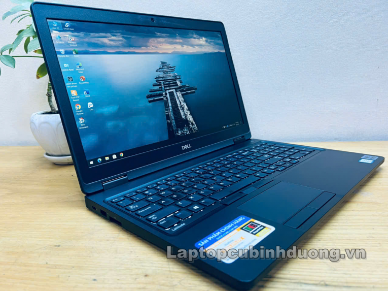 Laptop Cũ Bình Dương - Dell Latitude 5590 laptopcubinhduong.vn 2 1