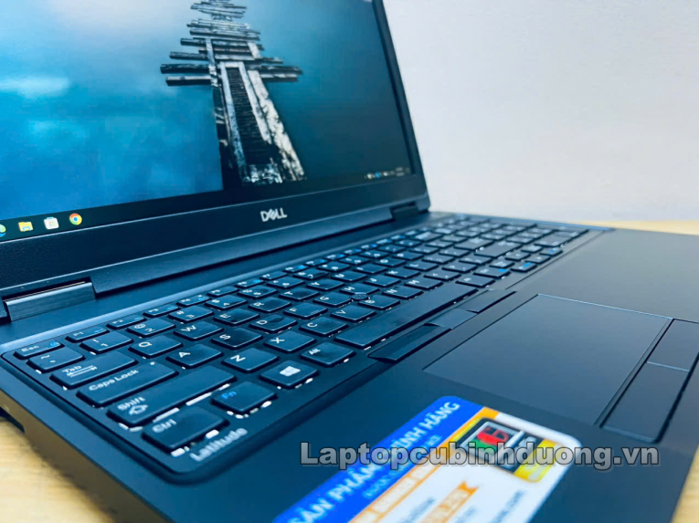 Laptop Cũ Bình Dương - Dell Latitude 5590 laptopcubinhduong.vn 3 1