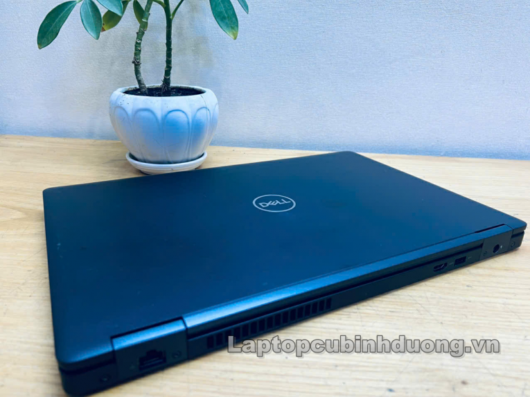 Laptop Cũ Bình Dương - Dell Latitude 5590 laptopcubinhduong.vn 5 1