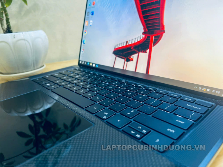 Laptop Cũ Bình Dương - Dell XPS 15 9500 Laptopcubinhduong.vn 3
