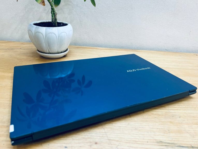 mặt lưng ASUS Vivobook 15X OLED X1503ZA