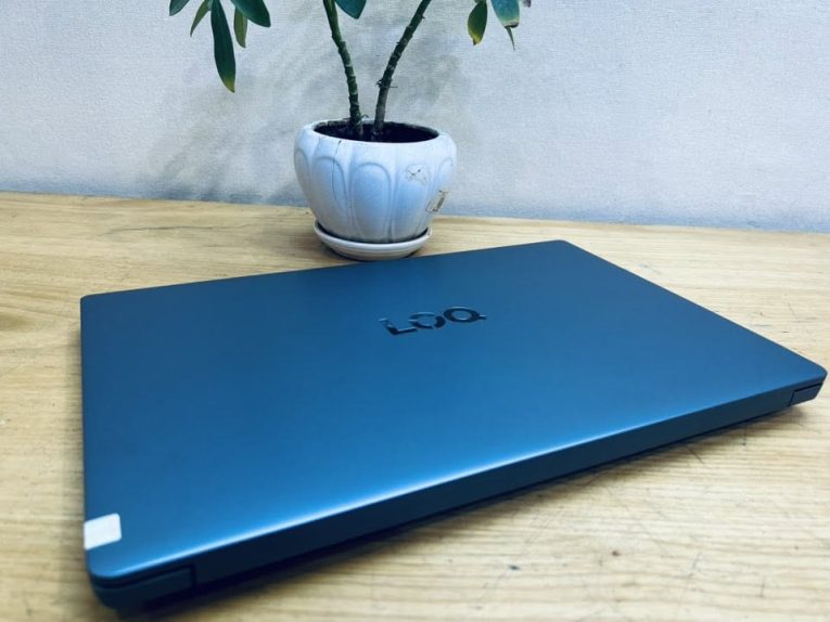 Lenovo LOQ Essential 15 Gen 9