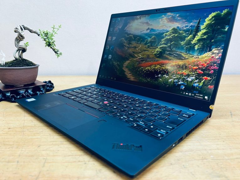 Lenovo ThinkPad X1 Carbon Gen 7