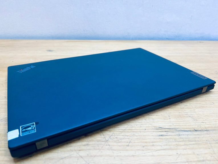 Lenovo ThinkPad T14s Gen 2