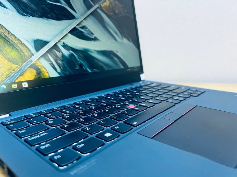 Lenovo ThinkPad T14s Gen 2