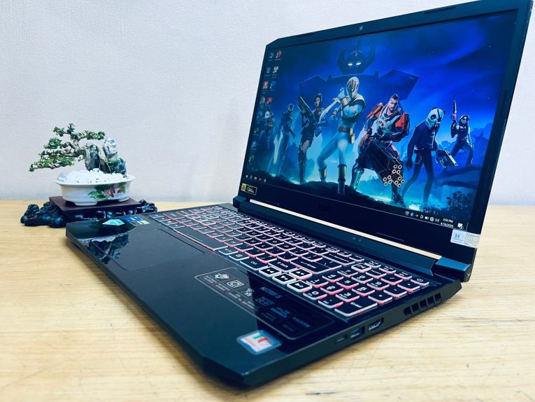 Laptop Acer Nitro 5 AN515-57 |i7-11800H |RTX 3050 |RAM 8GB| SSD 512GB |144Hz - 17 Acer Nitro 5 AN515-57