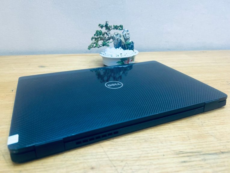 Dell Latitude 7310